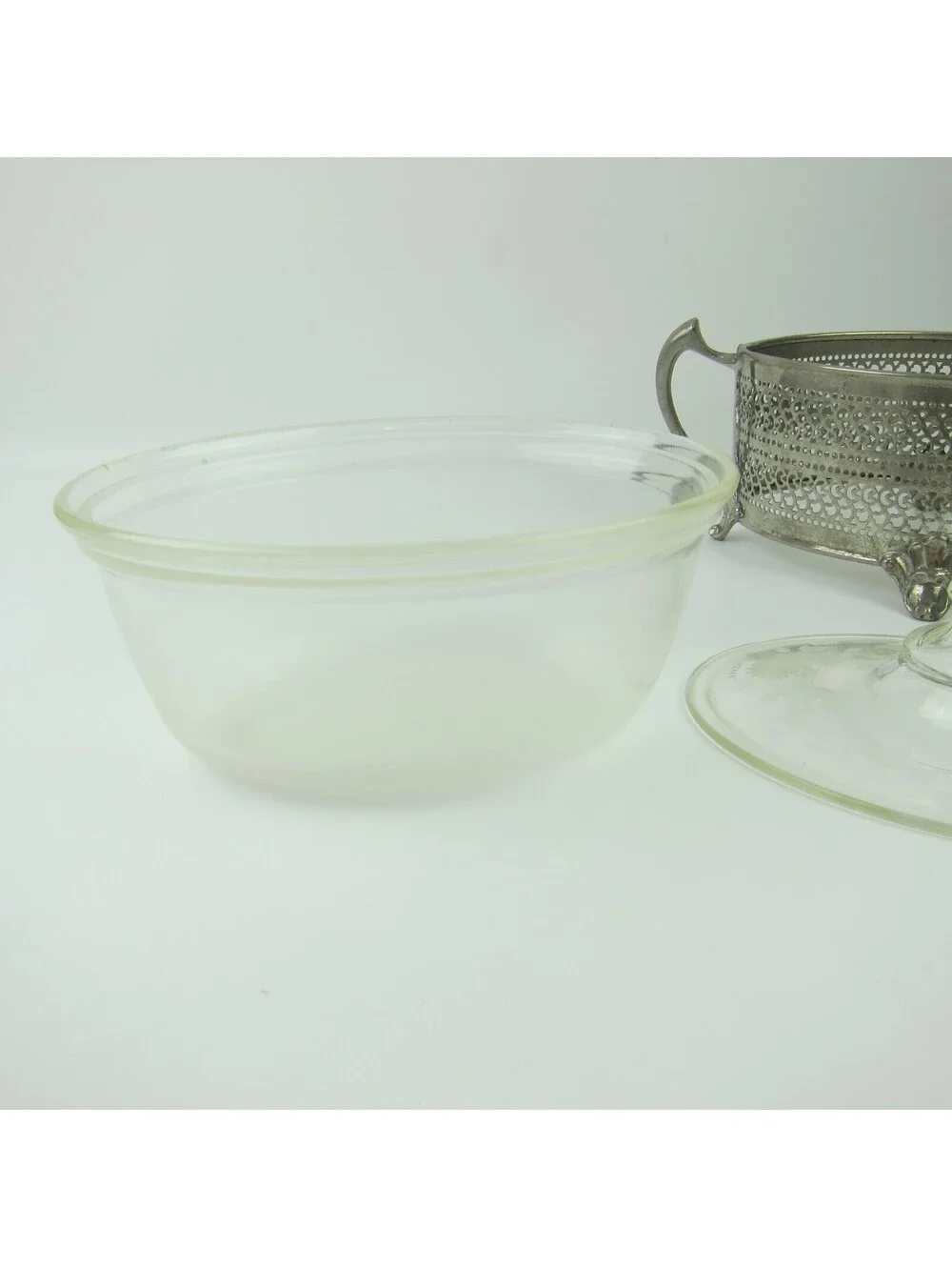 Vintage PYREX Covered Casserole Dish Floral Etched Lid Mara Silver Metal Stand
